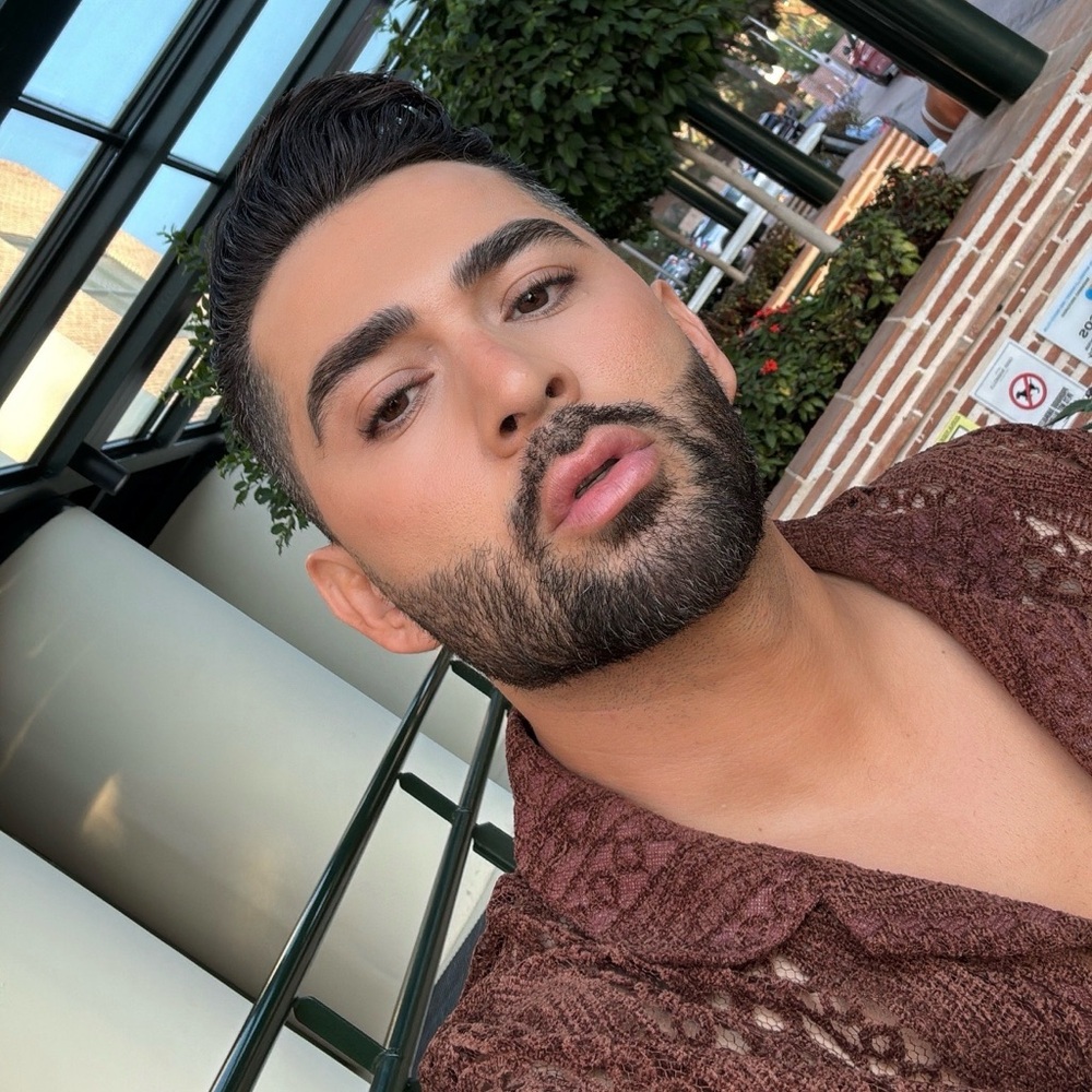 Meet your Posher, Anthony